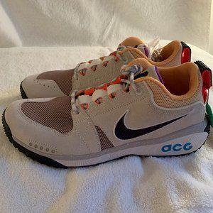 Nike 10.5 ACG Dog Mountain Summit